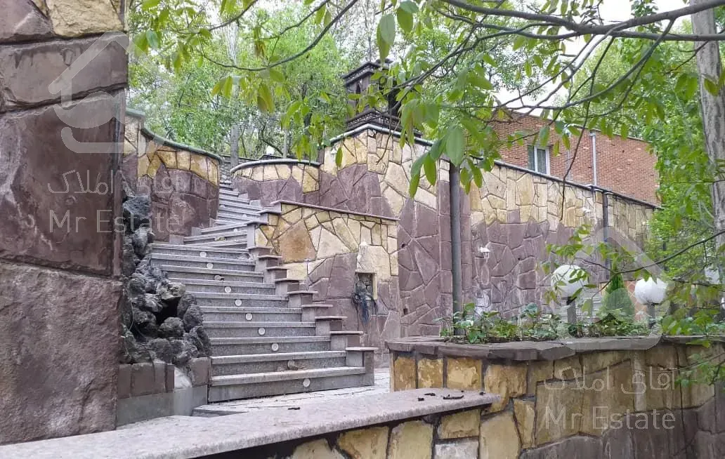 باغ ویلا ۱۸۵۰ متری کردان جاده برغان  اغشت