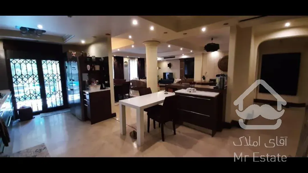 اجاره و رهن آپارتمان زعفرانیه 256  متر شیک