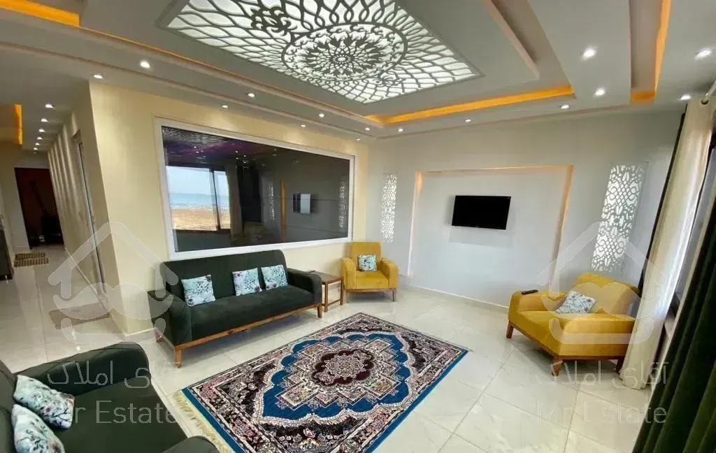 ویلایی استخردار نوساز بدون واسطه