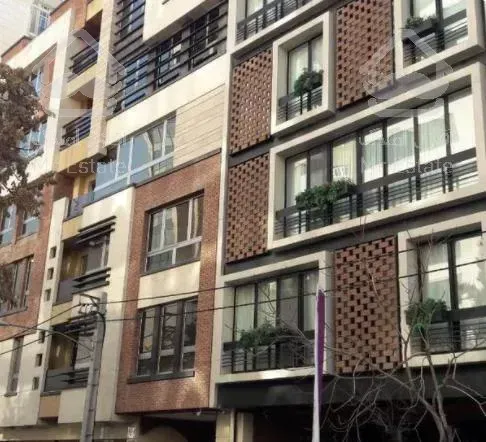 آپارتمان ۲۶۰ متر چهارخوابه بالای کاج خیابان