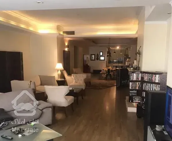 آپارتمان ۱۸۰ متر/سه خواب/کامرانیه