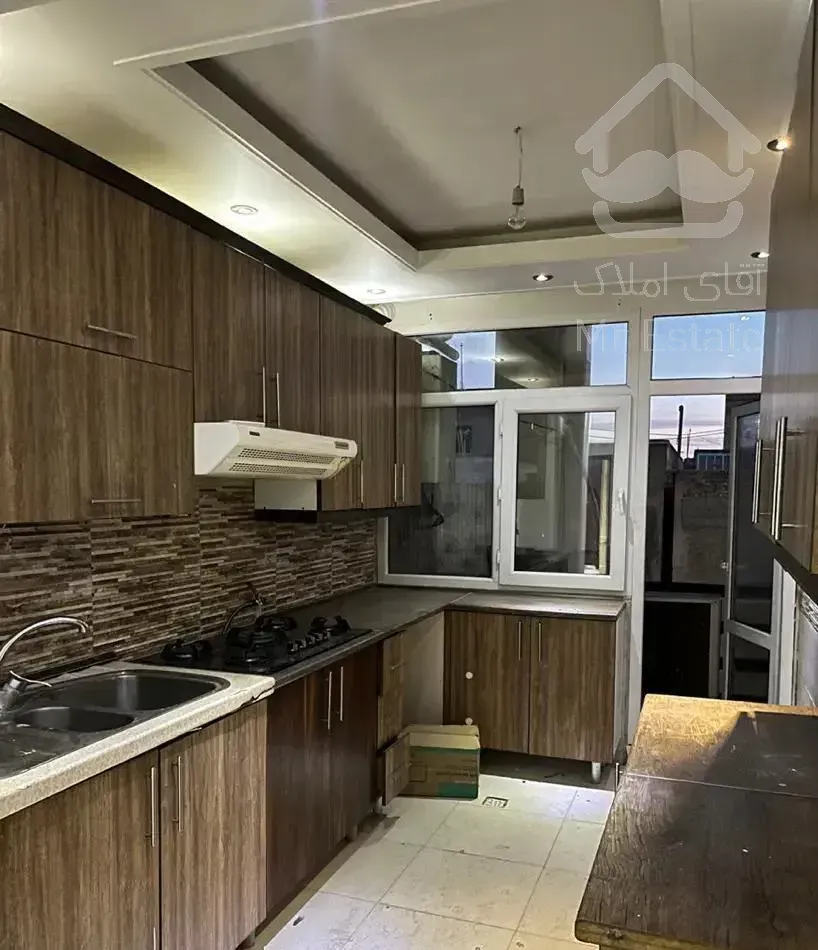 ۶۰متر۲خ/روبه افتاب/شیک و خوش نقشه