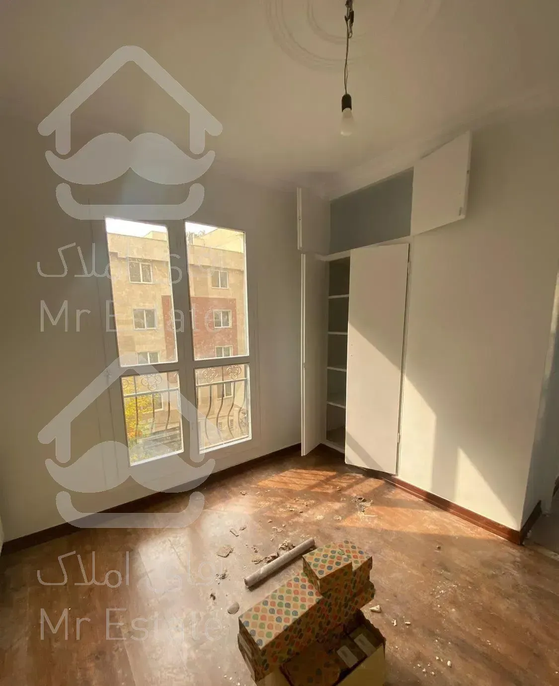 ۱۰۰ متر آپارتمان واقع در لویزان