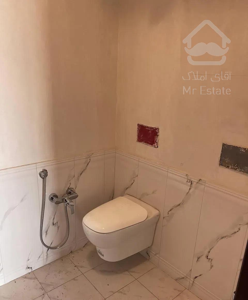 185متر نوسازکلیدنخورده ۲پارکینگ روف گاردن ۱۵۰غربی