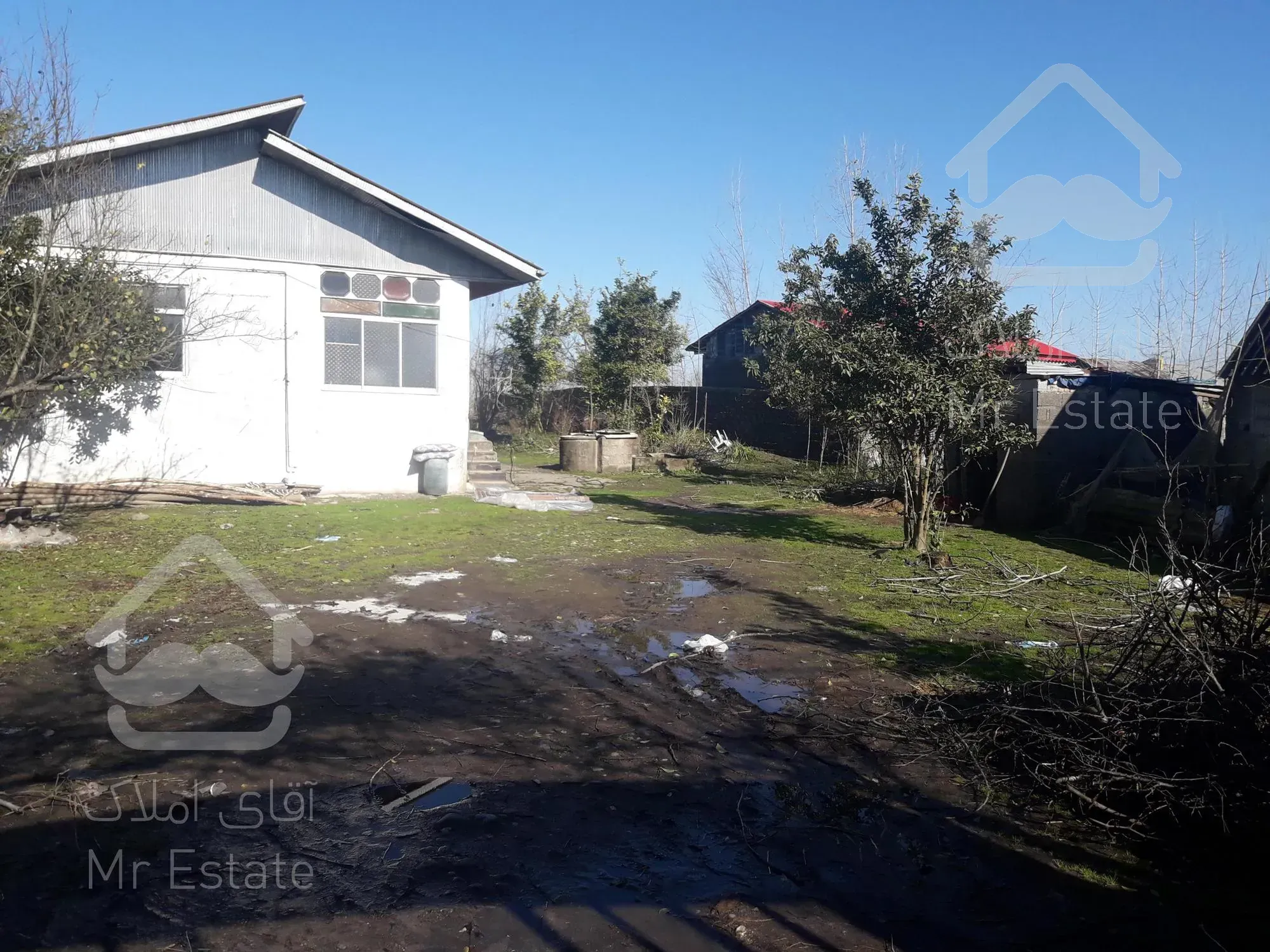 فروش زمین مسکونی ۲۰۰۰متربهمراه خانه