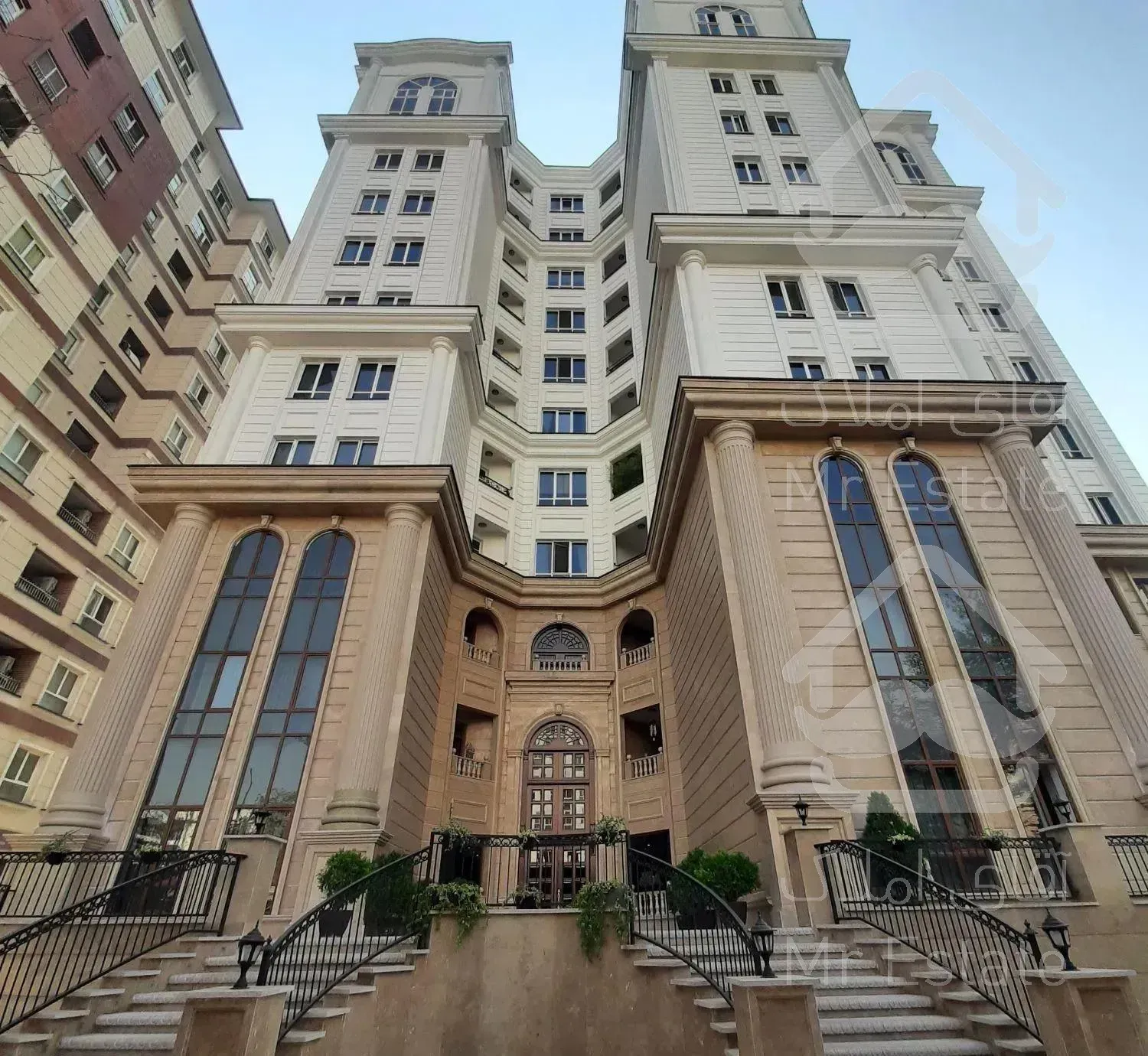 برج باغ آنیسا پارک/فول مشاعات/طبقات بالا/سندتکبرگ