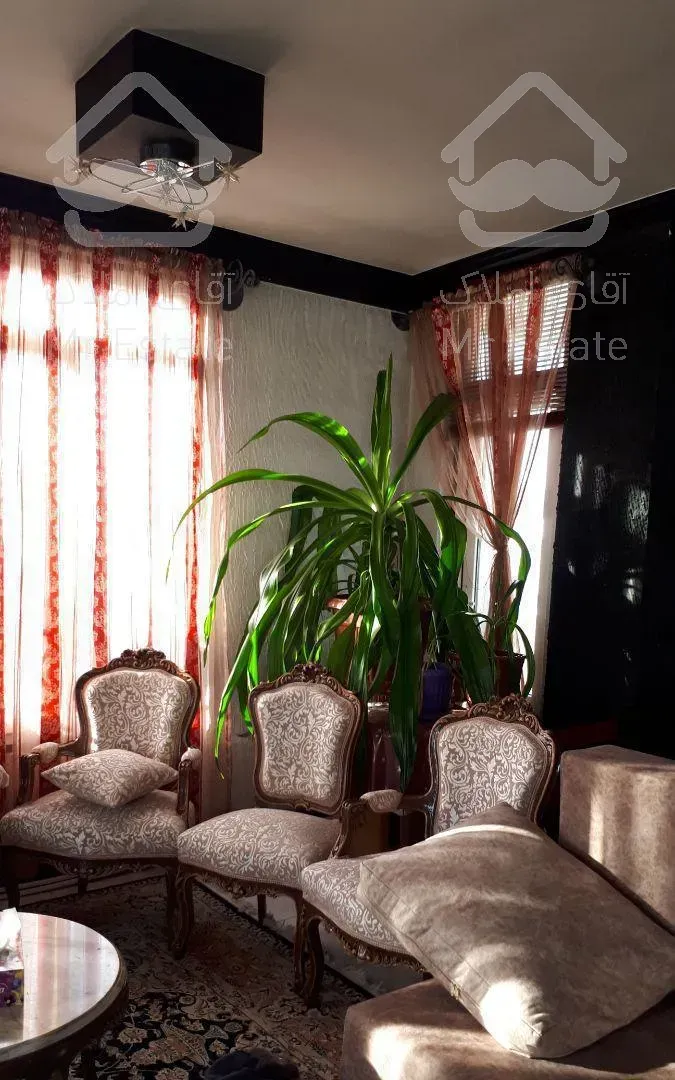 آپارتمان سه خواب دو نبش نما سنگ سفید