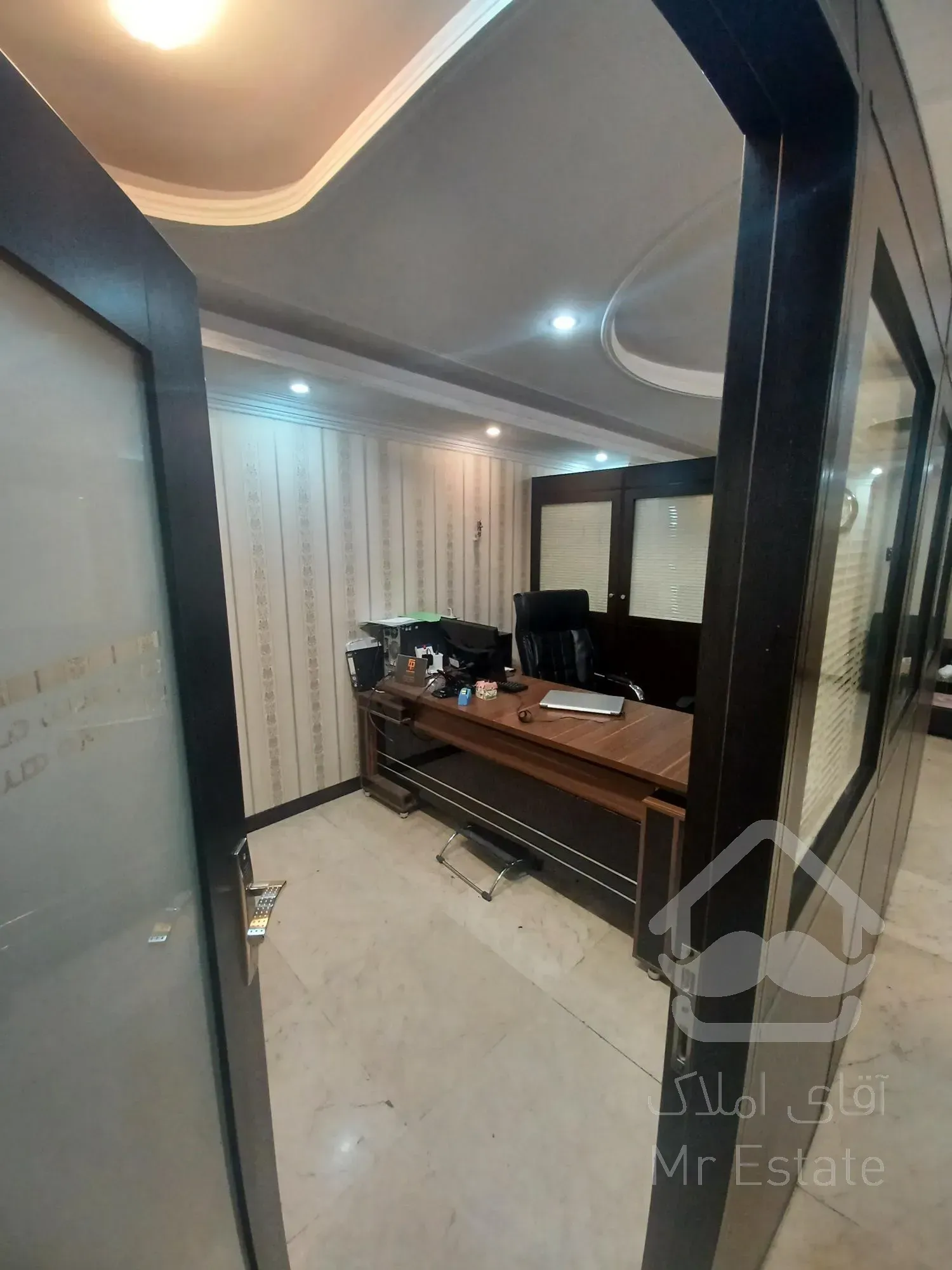 اجاره‌ آپارتمان سند اداری/موقعیت بر اصلی صادقیه