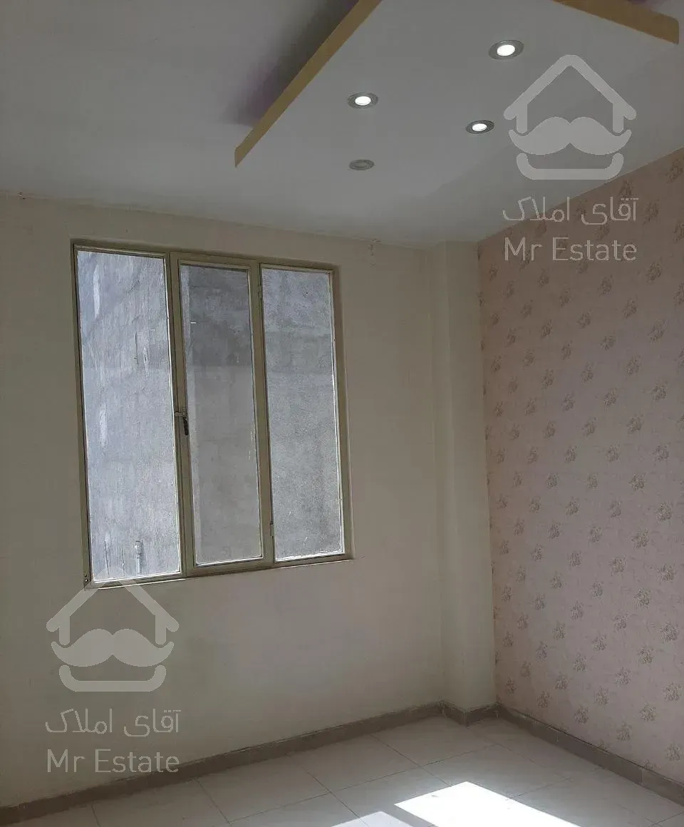 64 متر روبنما  با پارکینگ اختصاصی