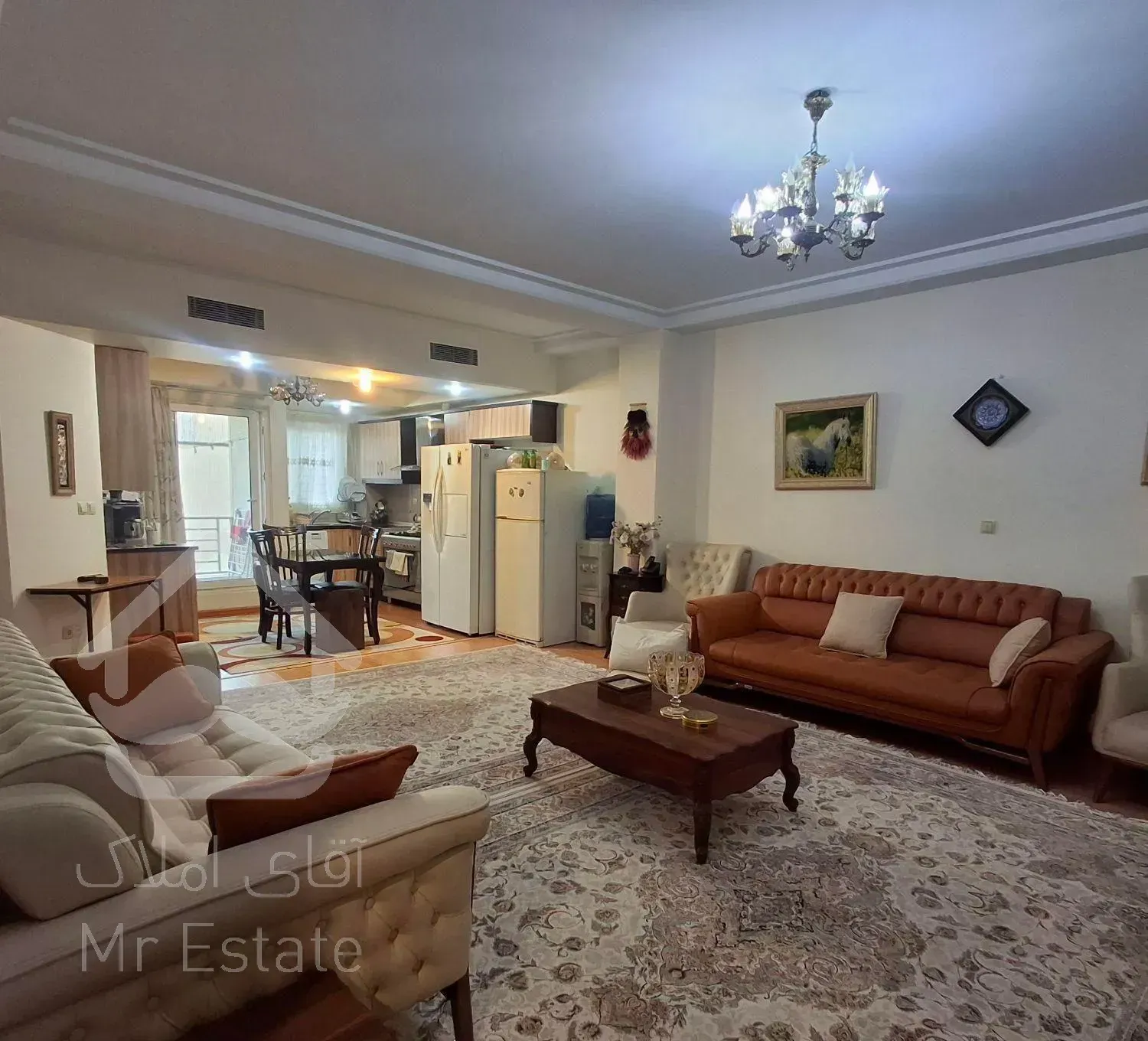 ۸۵ متری ۲ خوابه  تاپ لوکیشن منطقه