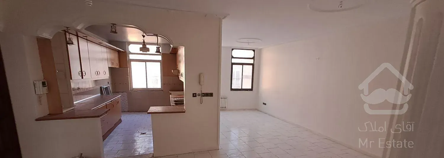 تجریش ۹۰ متر آپارتمان ۲ خوابه