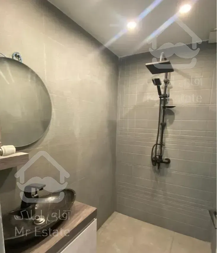 اپارتمان ۱۵۰متر  /نوسازکلید نخورده/اندرزگو