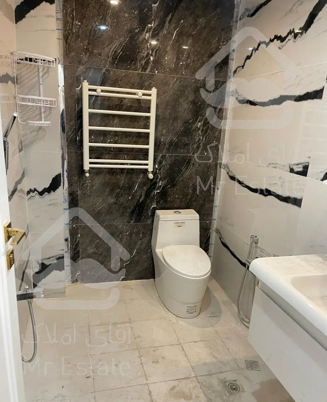 ۱۳۳ متر ۳خواب(مستردار)کلیدنخورده/تکواحد/سعادت‌آباد