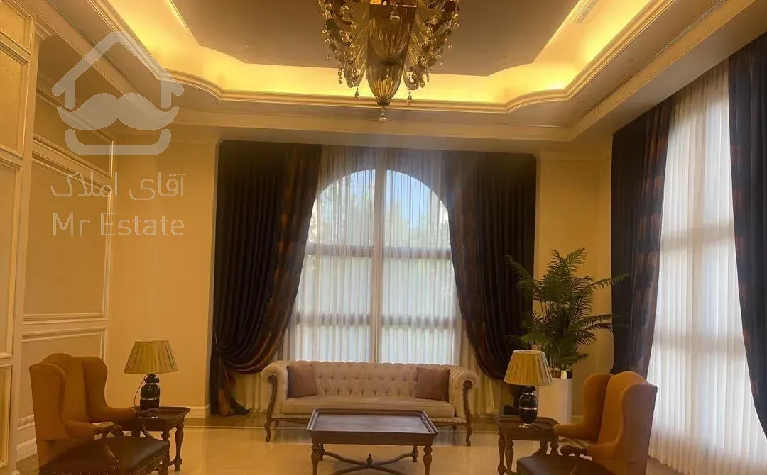 فروش آپارتمان ۲۲۰ متری ۳ خوابه در فرمانیه سنبل