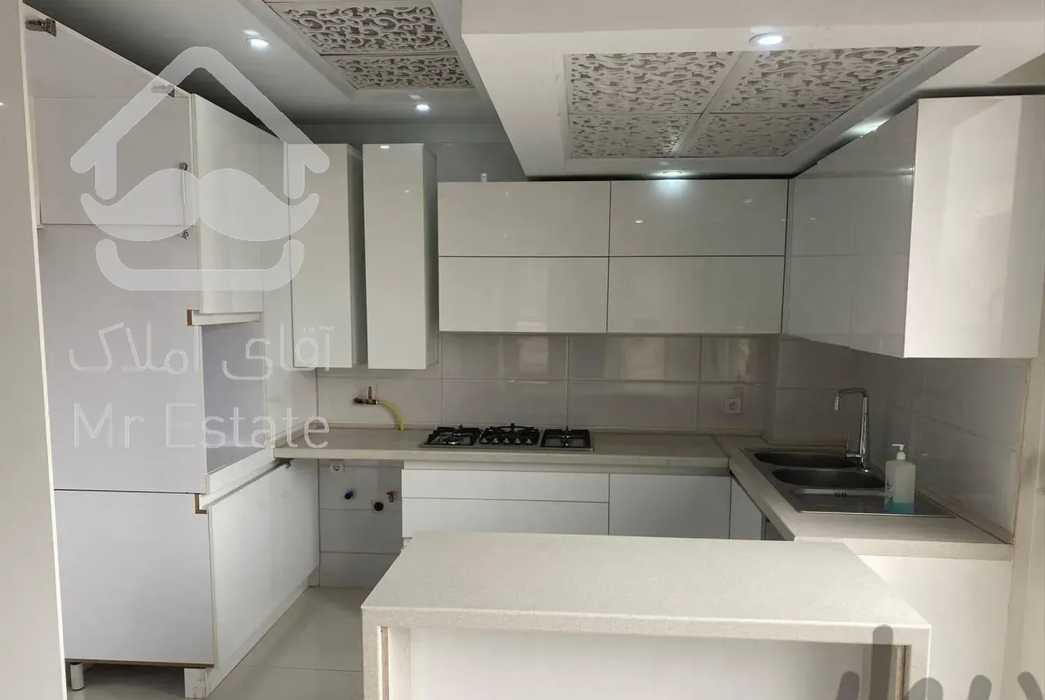 88متر 2خوابه امیرآباد بالاتر از خیابان 16...