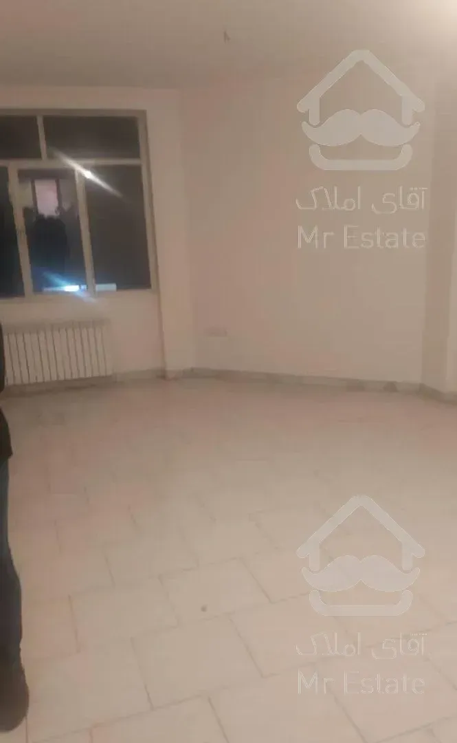 آپارتمان در طبقه دوم 72متر کاملاً نورگیر هرطبقه