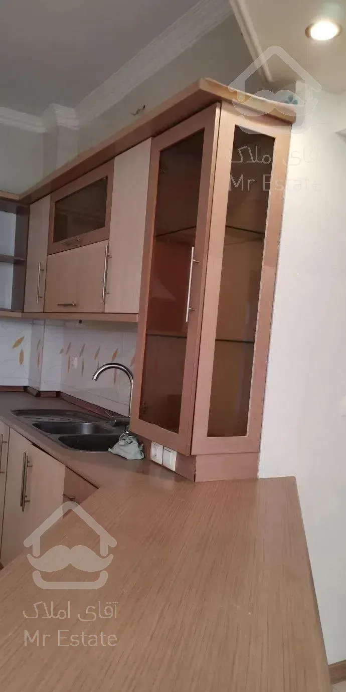 آپارتمان 140 متر سه خوابه