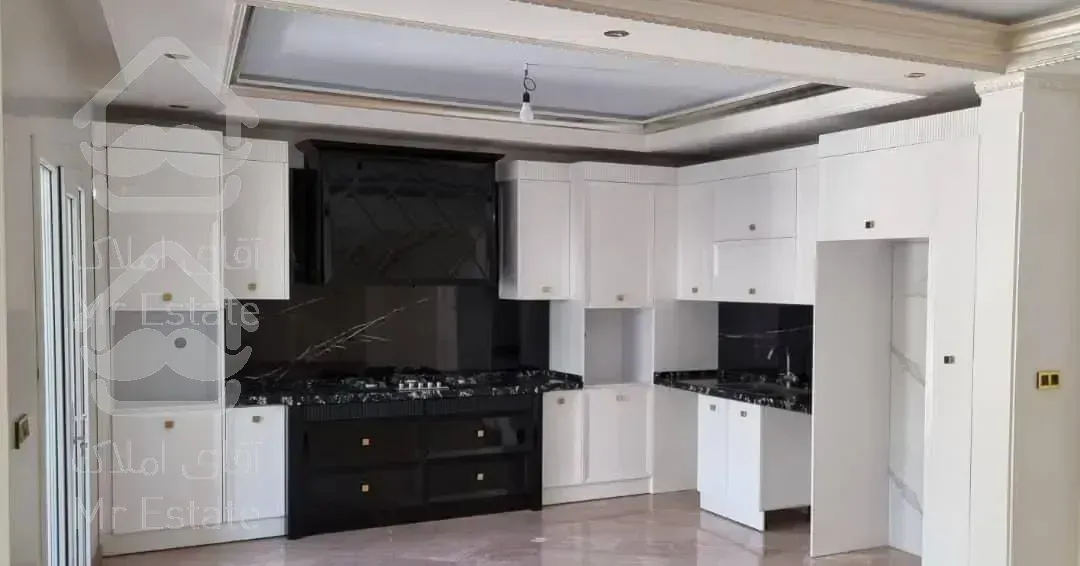 171متر سه خواب ونک شیراز