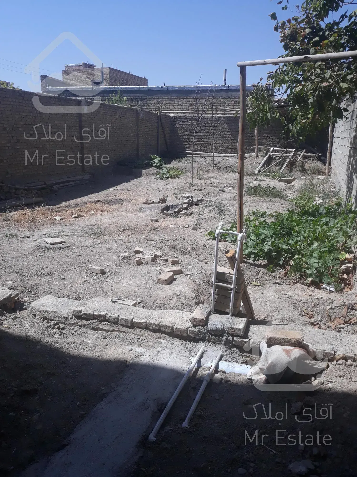 منزل مسکونی ۲۶۰ متر قطلو