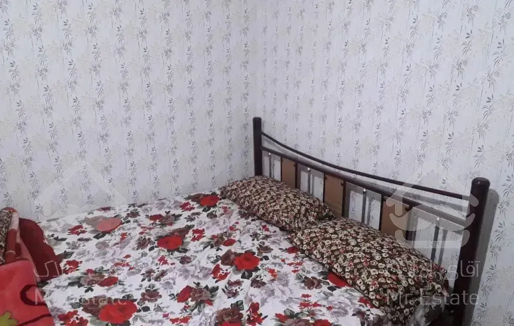 دوخوابه بهداشتی با حیاط و پارکینگ بعد گیسوم اسالم