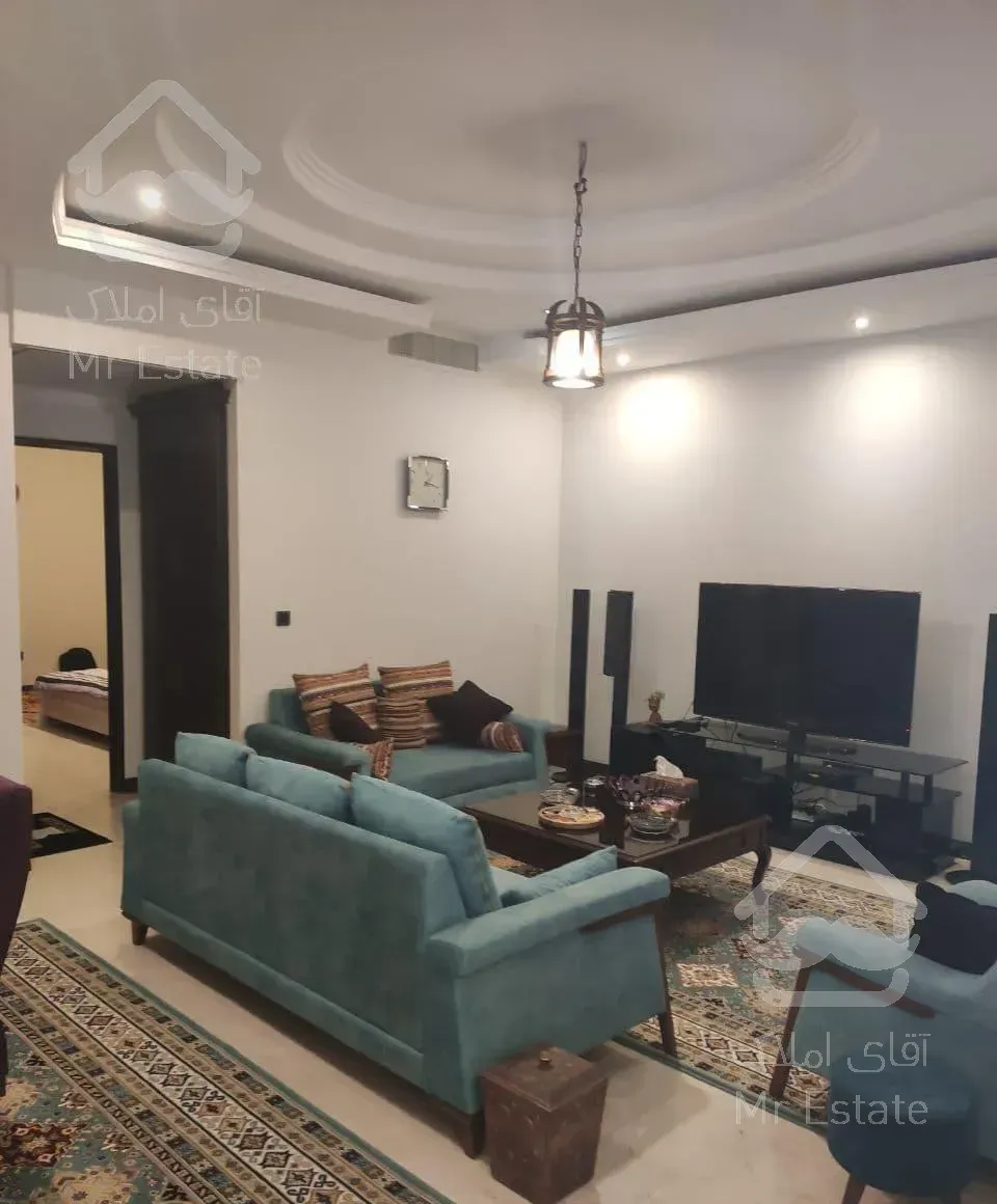 70 متری مجلل پاسداران