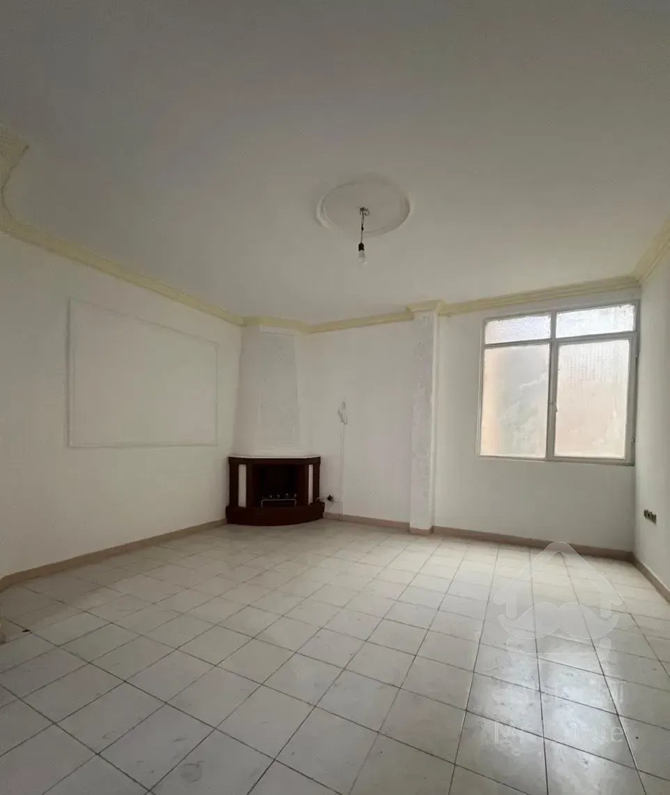 اپارتمان۵۰متر۱خواب طبقه چهارم با انباری بازسازی شد