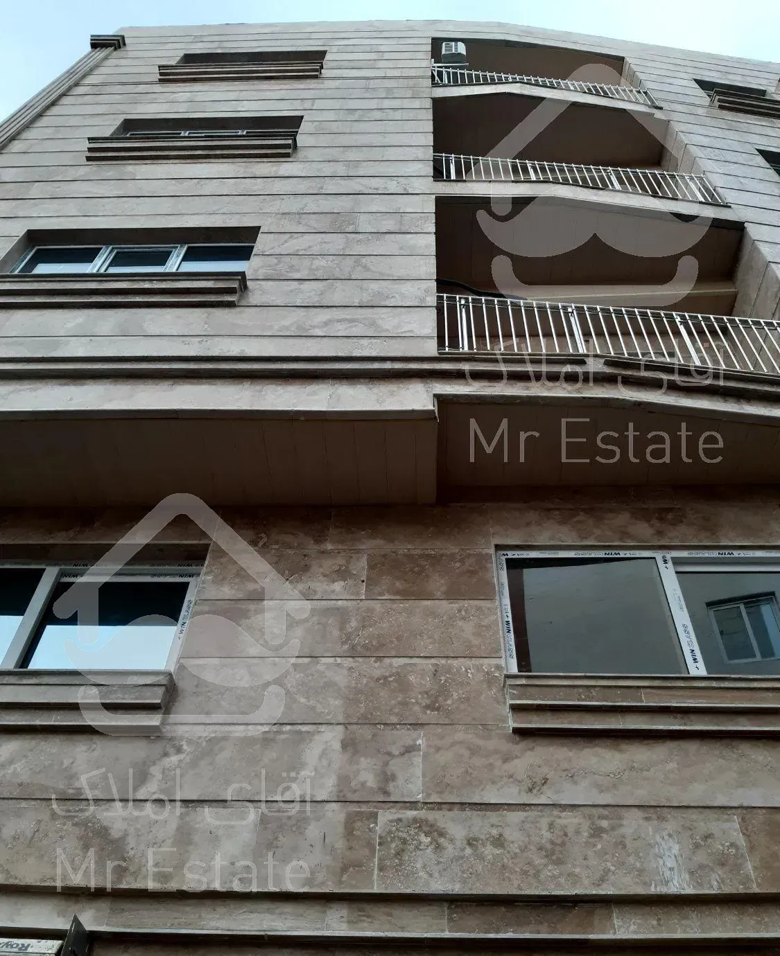 95 متر فروش اپارتمان صفر بلوار شمشیربند