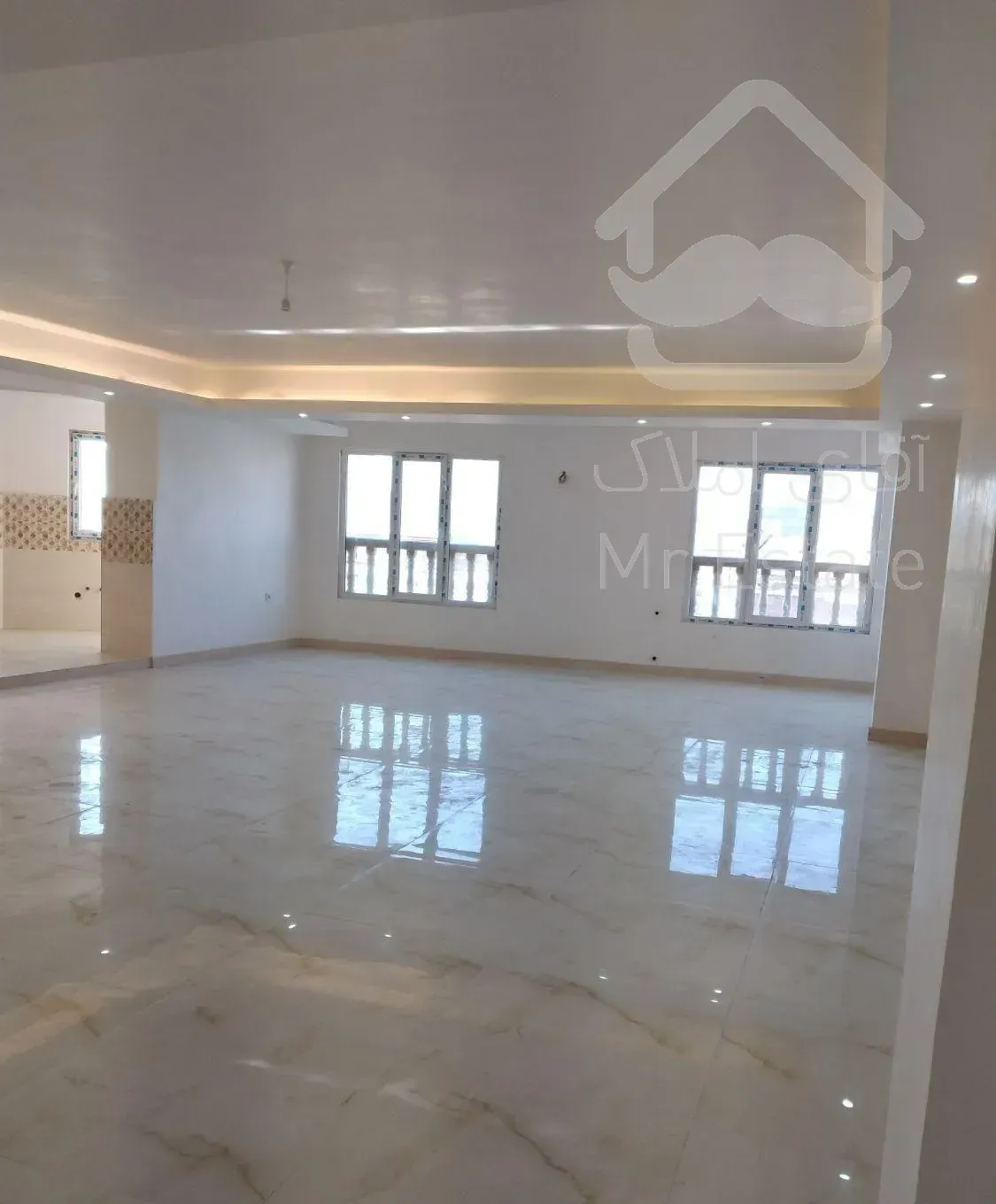 آپارتمان تک واحدی ۲۵۰ متری قابل معاوضه