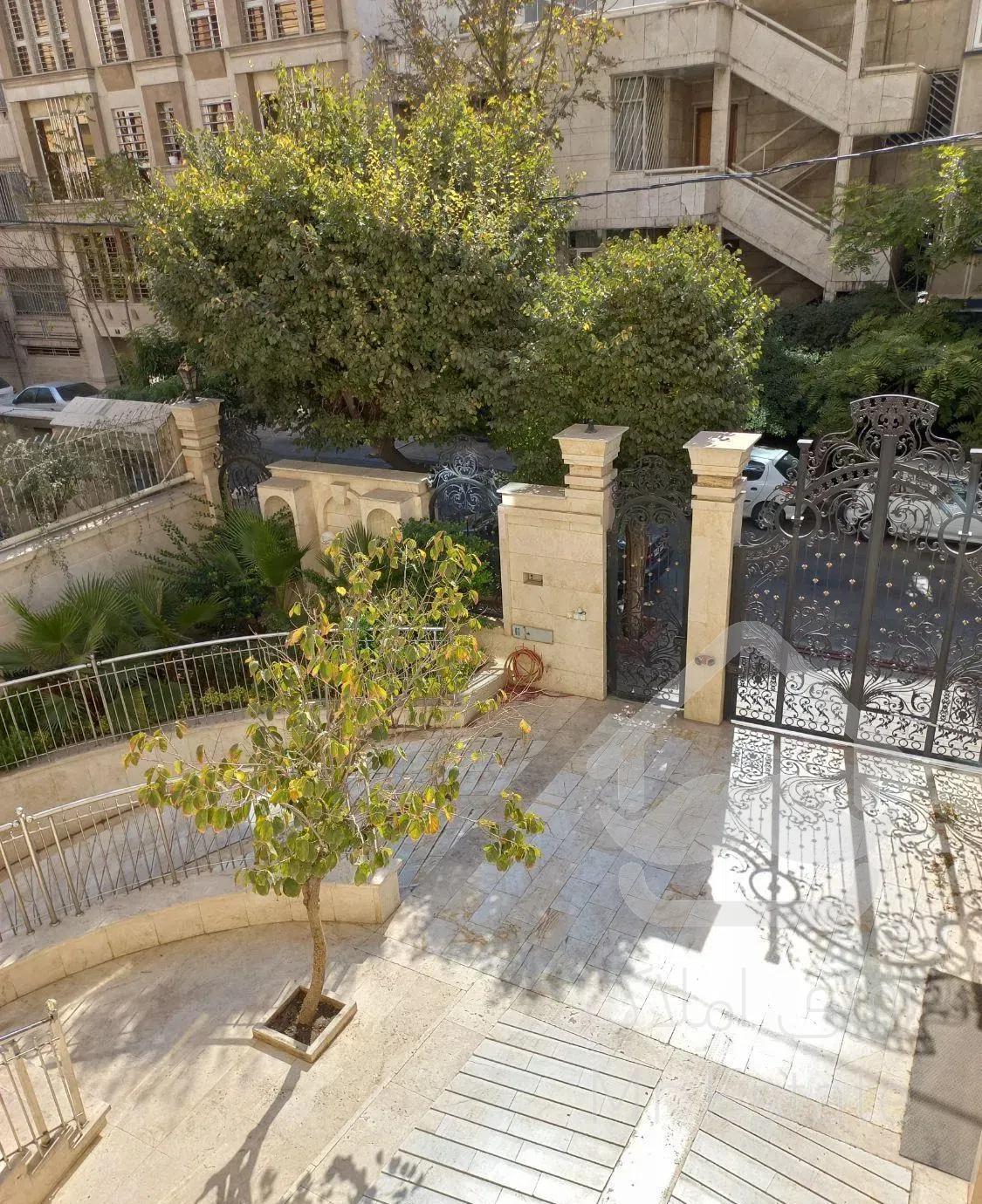 105متر 2ساله فول خ 152 فلکه اول