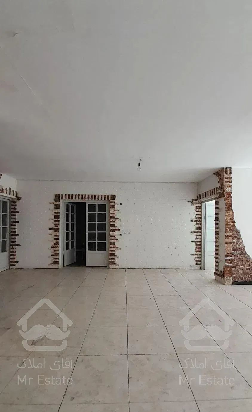 ۱۶۰متر ویلایی بازسازی شده ارزنده تک‌گیشا