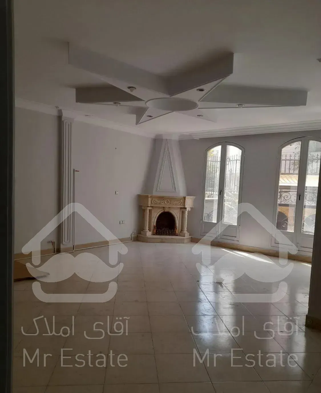 ۹۵متر دو خواب/تک واحدی/طبقه اول بلوار ۱۳۱