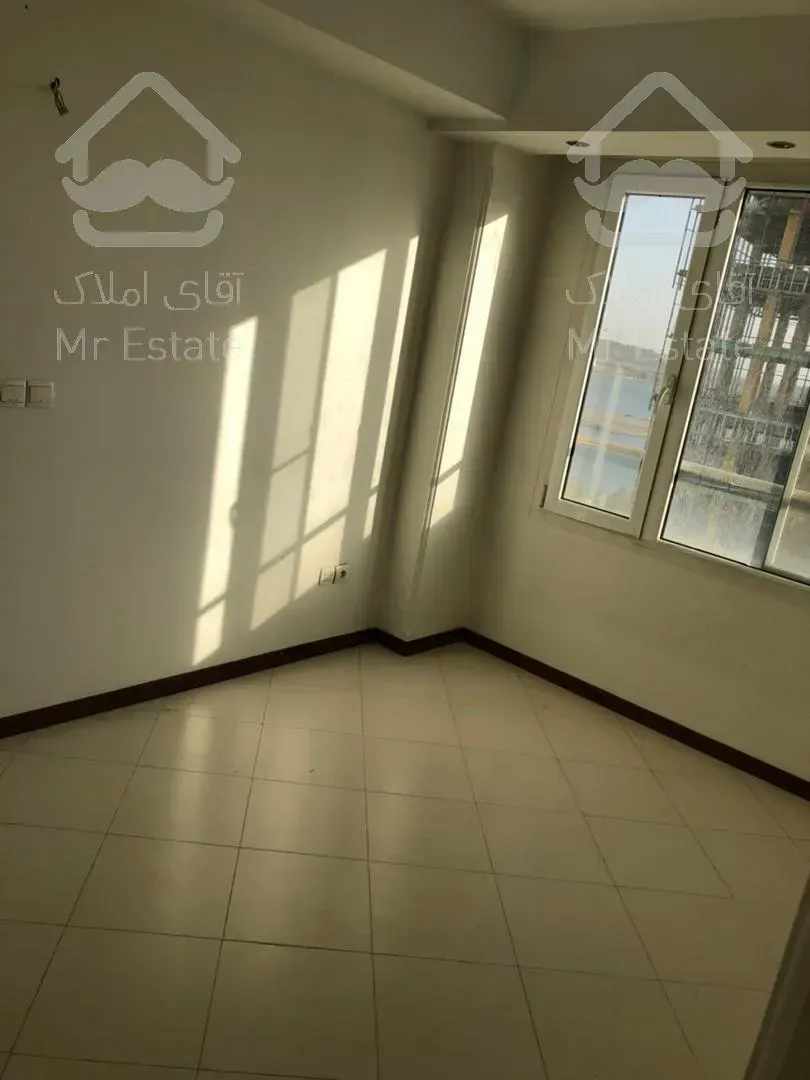 رهن واحد ۱۳۵ متری پارسیا ، ویو ابدی