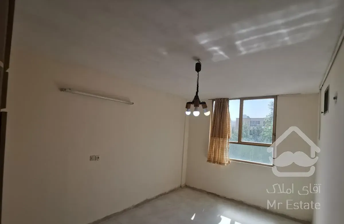 70متر جنوبی مجتمع اریانا طبقه دوم بازسازی شده شیک