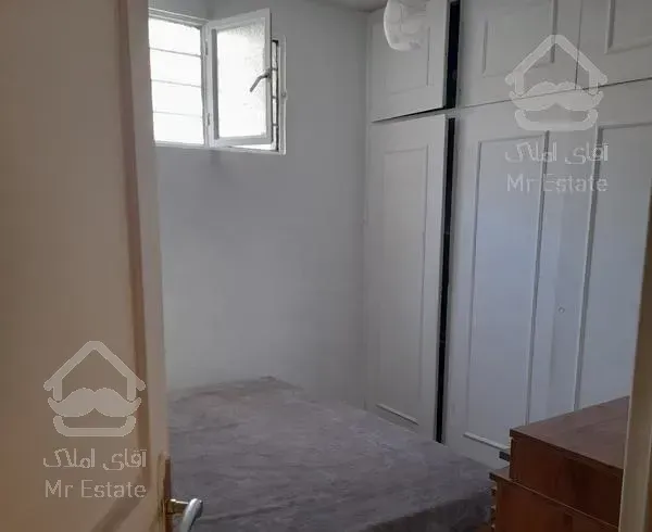 نزدیک درختی 105متری