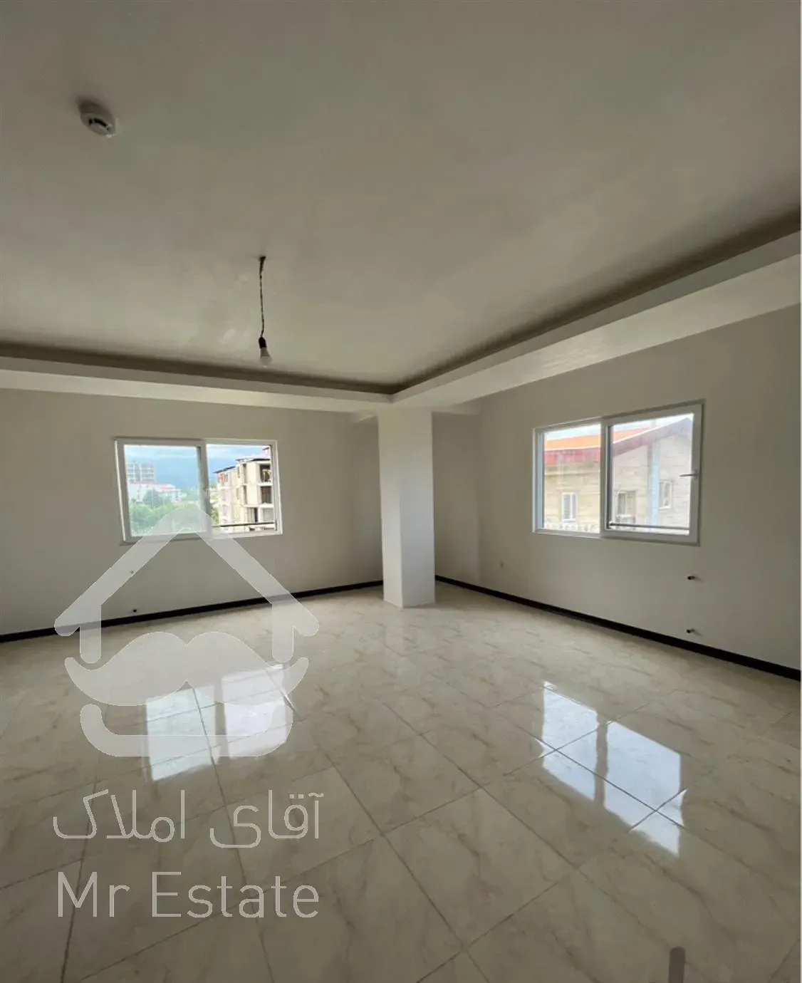 فروش واحد ۸۵ متری کلیدنخورده در جمهوری