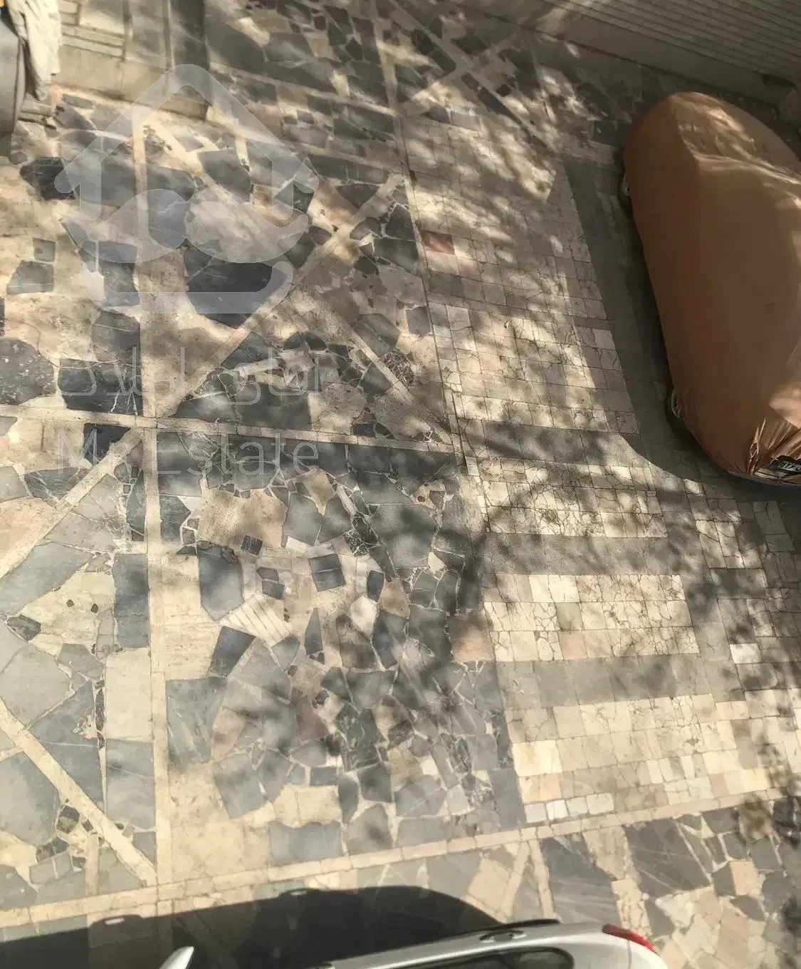 ۱۸۰ متری مرزداران