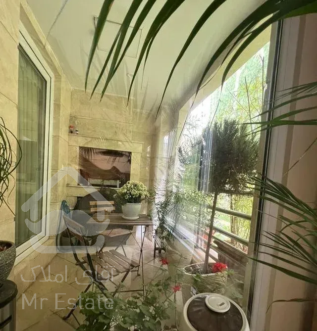 ۱۳۱ متر دو خواب فول مشاعات دو پارکینگ