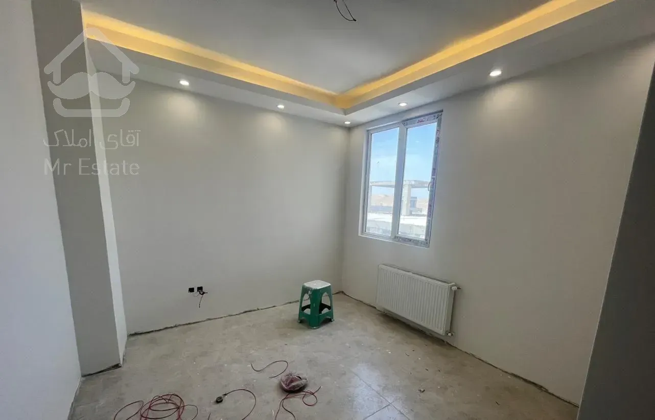 فاز۸ پردیس ۱۰۵متر.مالک هستم