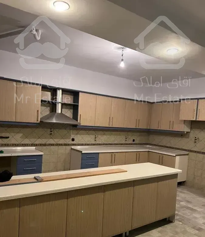 ۲۳۰ متر دولت خیابان بهمنی ۳ خواب