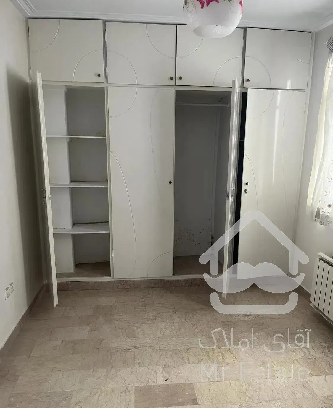 پاسداران - گلستان ها ۱۴۵ متر تاپ لوکیشن