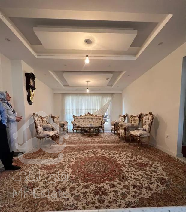 ۹۸متر،۲خواب،چهارباغ،بدون مشرف