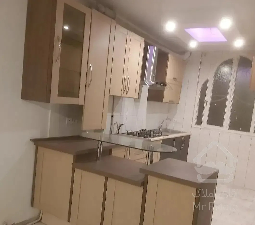 اجاره آپارتمان ۵۵ متری ۱ خوابه طبقه ۲ در دهقان