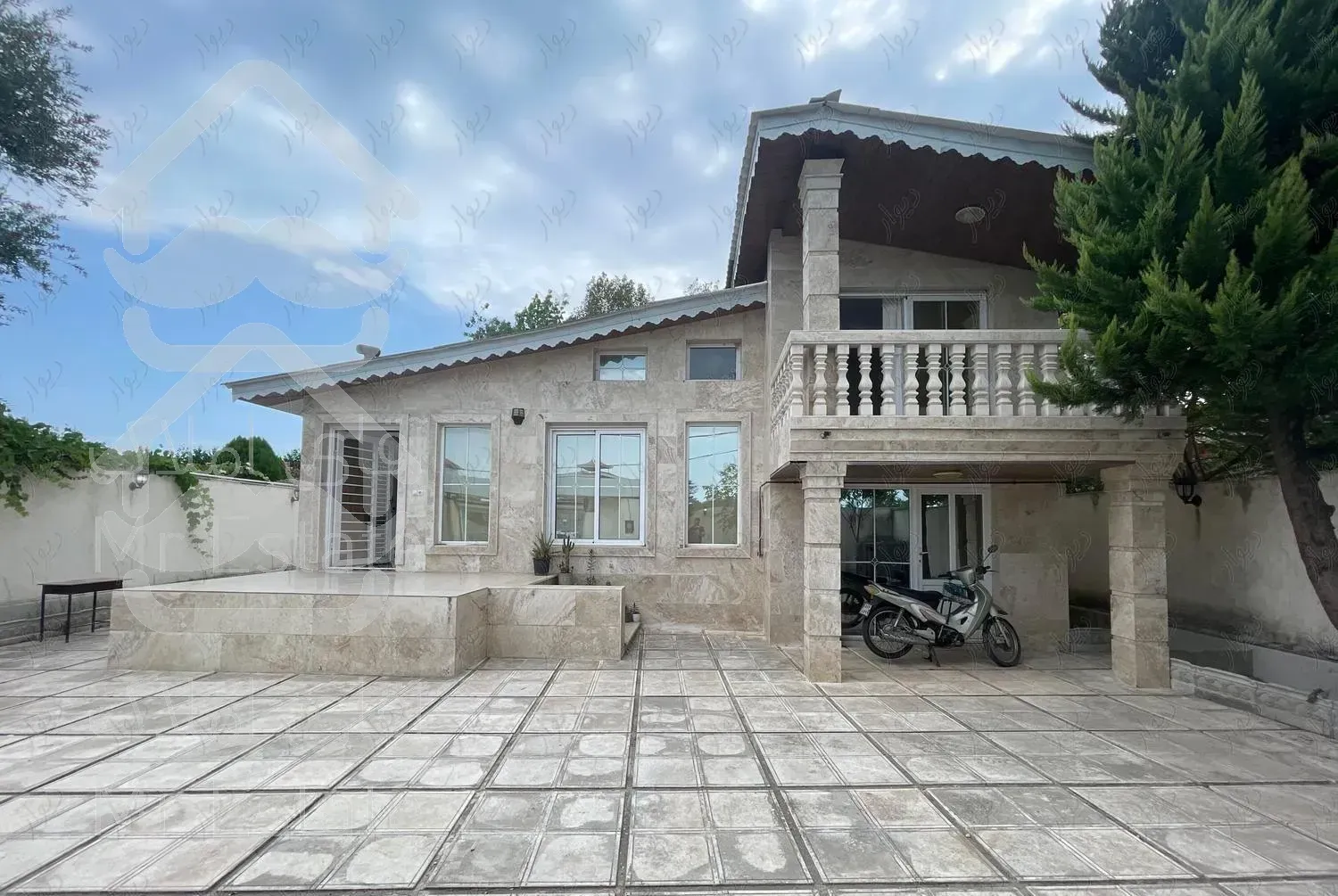 ۳۰۰ مترویلا ساحلی اجاره سالیانه مستقل چمخاله