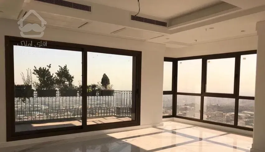 ملکی که دنبالش هستید اینجاست.۲۳۰مترتاپ لوکیشن سپند