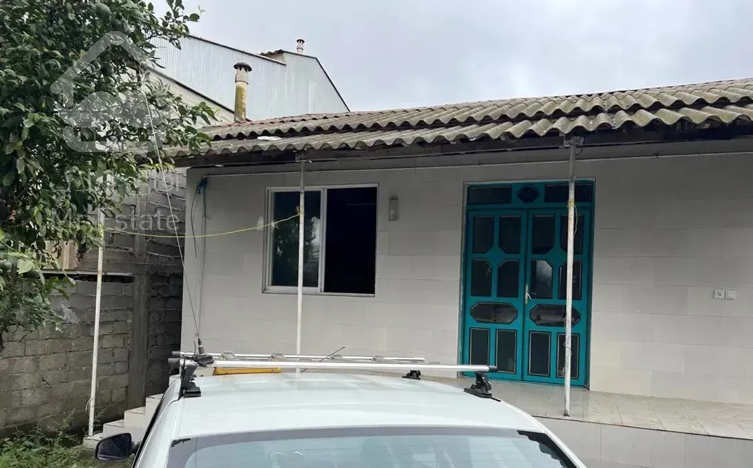 ۲۵۰ متر خانه ویلایی نزدیک شهر