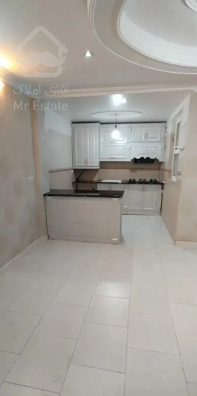 تک خواب. بازسازی شده. رو به نما.