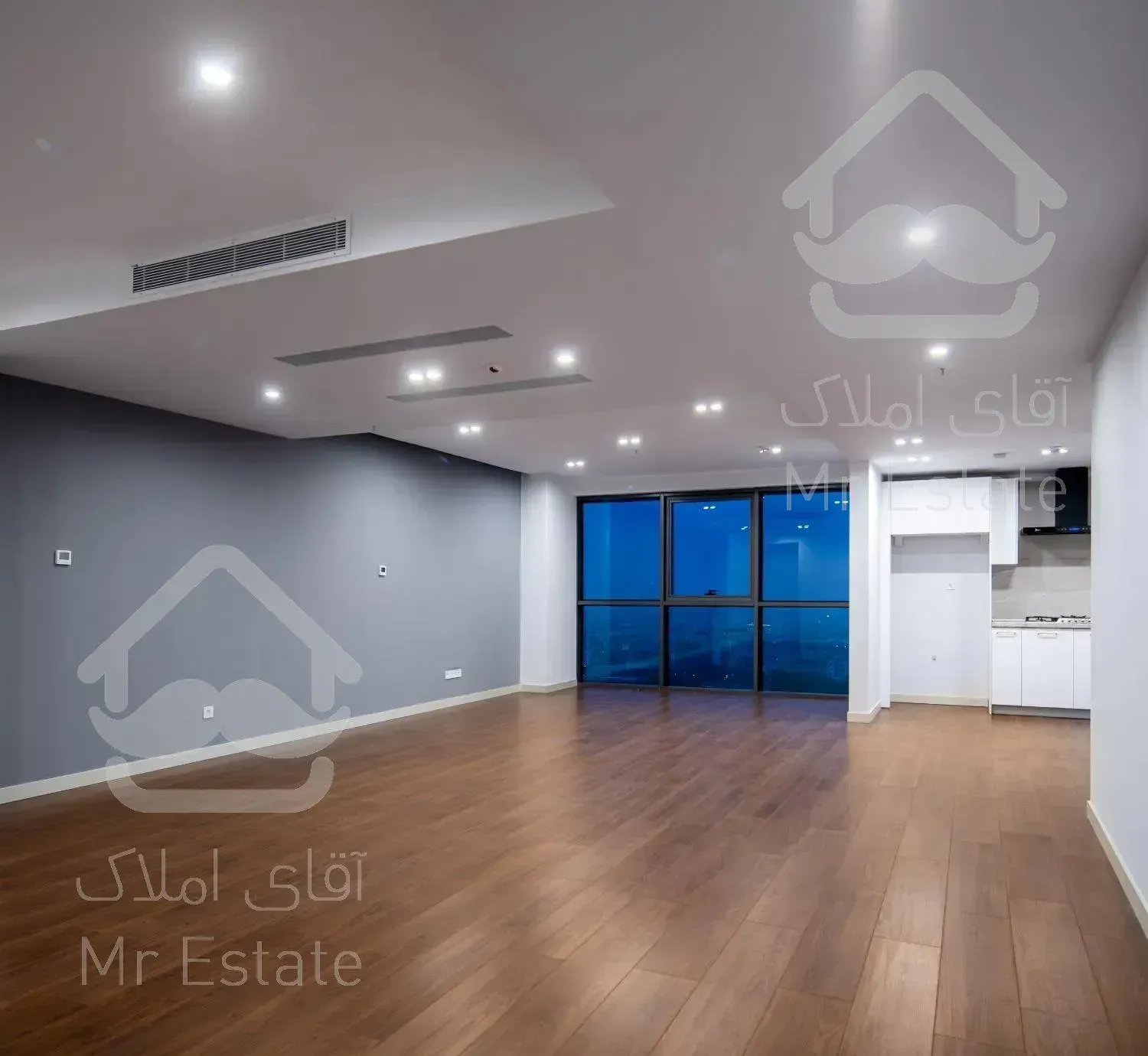 ۱۳۵ متر برج میکا