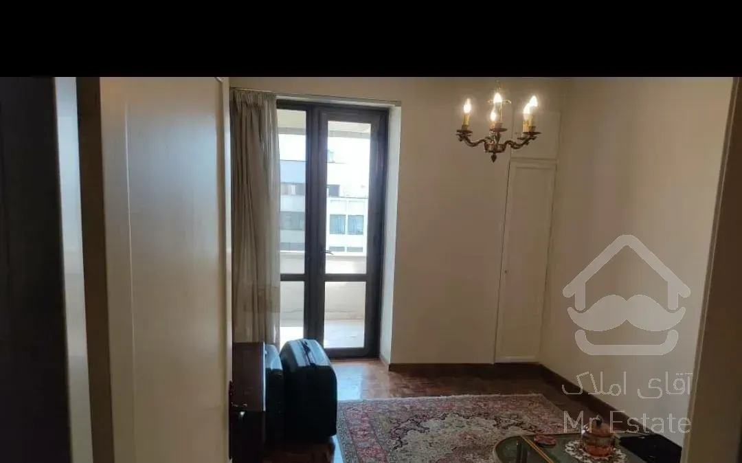 فروش آپارتمان180 متری سه خوابه در باغ فردوس