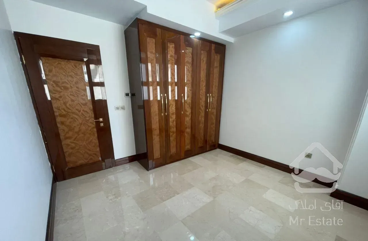 آپارتمان ۱۶۰ متر غرق در نور،ویو ابدی