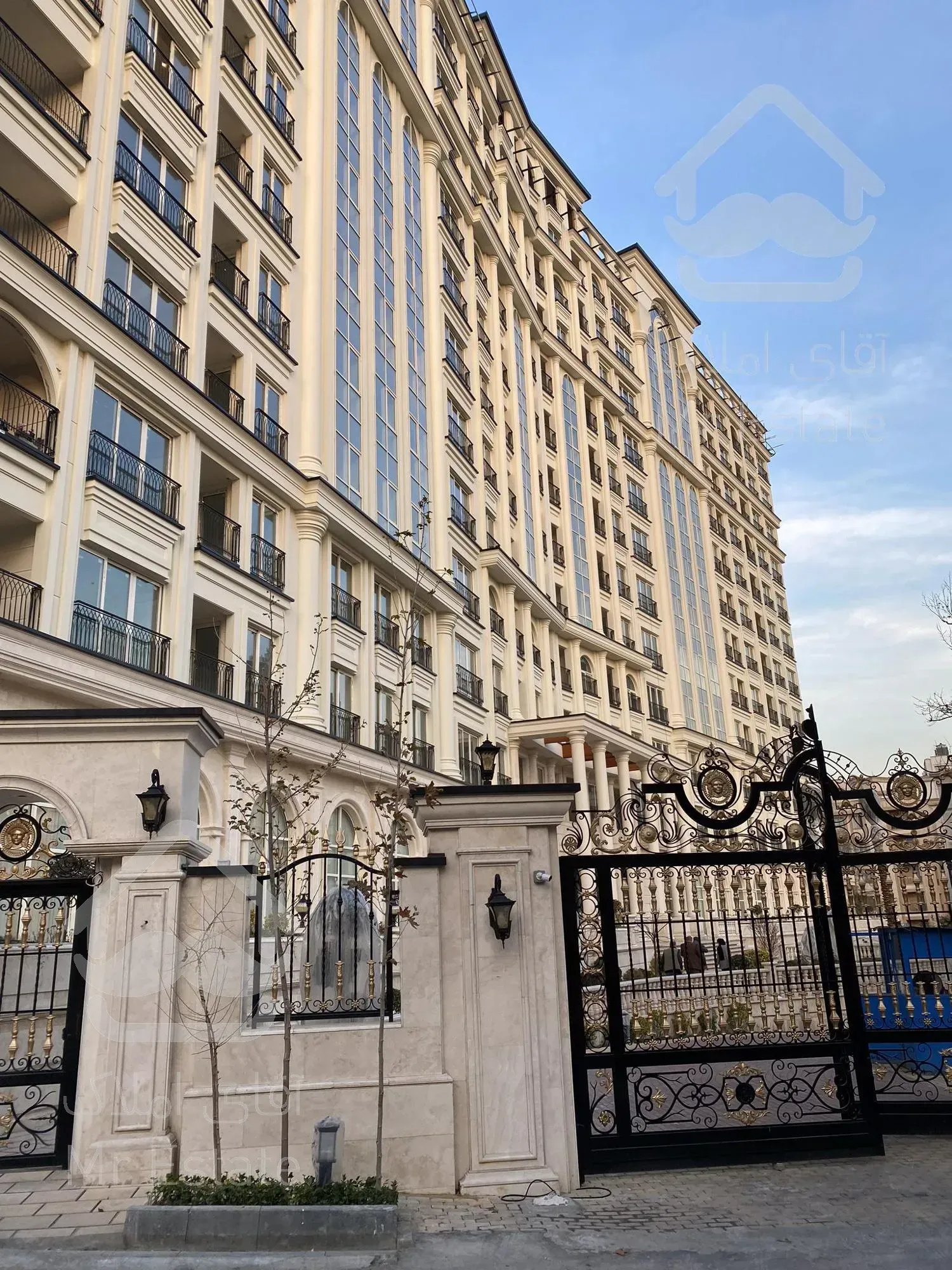 نياوران برج باغ هتلينگ لوكس